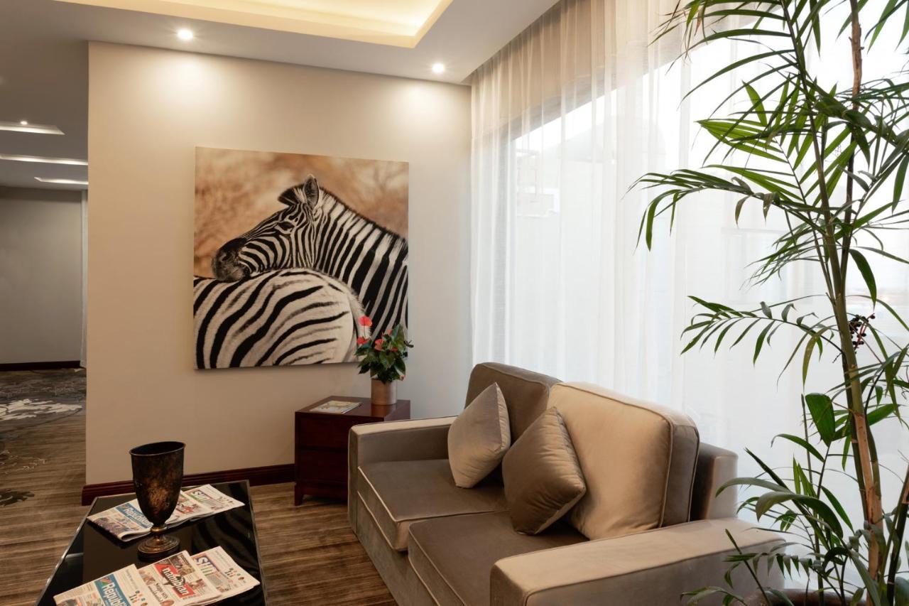 Flamingo Villas Boutique Hotel Уолфиш-Бей Экстерьер фото