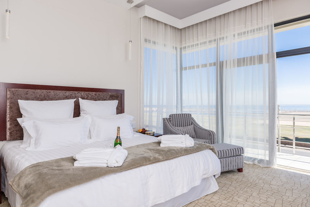 Flamingo Villas Boutique Hotel Уолфиш-Бей Экстерьер фото